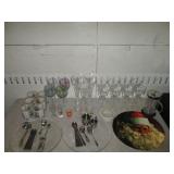 Santa Plate, 2) Glass Serving Trays
