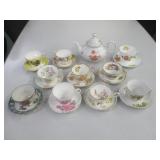 Teapot, 10) Teacups with Saucers