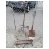 Pitchforks, Shovel, Pumps