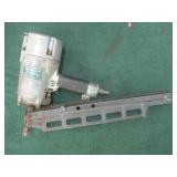 Hitachi NR 83A2 Pneumatic Strip Nailer