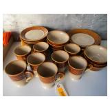 Better HomesDish Set