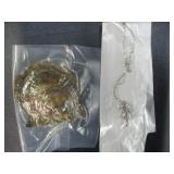 Real Salt Water Oyster With A 7-8mm Round
