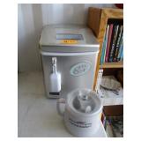 Emerson Ice Maker and Ice Cream Maker