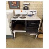 Old Quality Stove Electric (cords Frayed) Untested