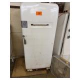Vintage Frigidaire Refrigerator Bottom Rust Works
