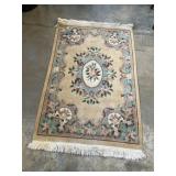 Chinese Sculpted Floral Rug Chinese Sculpted Floral Rug
