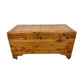 Lane Cedar Hope Chest on Casters Lane Cedar Hope Chest on Casters