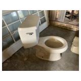 Ceramic Toilet Bowl and Cistern Set