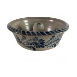 Eldreth 1990 Stoneware Bundt Dish