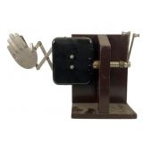 Mechanical Device with Retractable Arm