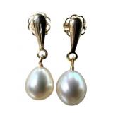 14k Gold Pearl Drop Earrings