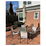 Outdoor Patio Table Set with Umbrella