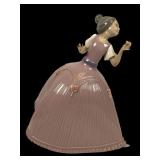 Lladro 5120 Girl in Pink Dress Figurine
