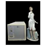 Lladro 5197 Female Physician