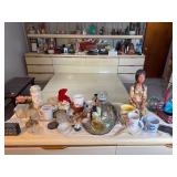 Decorative Items and Figurine