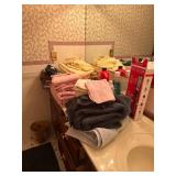 Contents of Upstairs Bathroom Lot