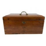 Wooden Box with Dovetail Joints and Handle