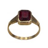 Antique 10K Garnet Ring