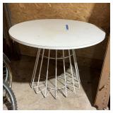 Original Knoll Round Table