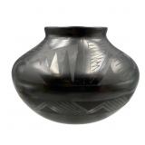Mata Ortiz Black Ware by Flora Rodriguez