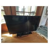 Samsung 32-Inch TV with Remote Control