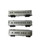 Lionel Silver Passenger Cars Lot (3 pieces)