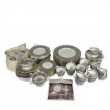 Wedgwood Black Florentine W4312 Dinner Set