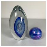1990 Robert Eickholt Blue Art Glass Paperwe