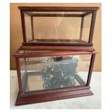Display boxes w/ Franklin Mint Model T