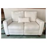Electronic Reclining Loveseat, 32" x 55" x 35