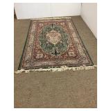 100% Wool Rug Made in Pakistan