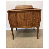 Antique Oak Victor Victrola