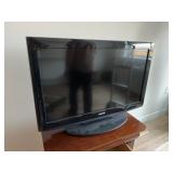 32 Inch Sanyo Colored TV
