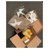 Large Group of Foldout Stars & Yellow Lantern