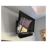 Panasonic 42" TV & Boston Speaker with Wall-M