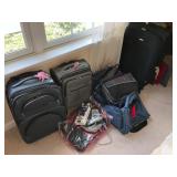 Luggage & Travel Bags Lot