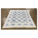 Hanson Quilt with Blue Floral Pattern