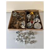 Vintage Cookie Cutters & Kitchenware