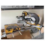DEWALT 12" Sliding Compound Miter Saw & Stand