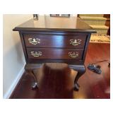 Lane One Drawer Lamp Table with Queen Anne