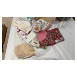 40-50 Vintage Ladies Handkerchiefs