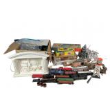 HO Scale Trains, Accessories & Layout Lot