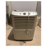 Zenith ZD309 Dehumidifier w/ Manual