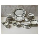 Royal Worcester 'Lavinia' Dinner & Tea Service