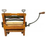 Anchor Brand Domestic 341 Wood & Cast Iron Wringer