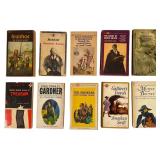Collection of 115 Vintage and Modern Paperbacks