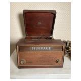 RCA Victor Tabletop Radio-Phonograph
