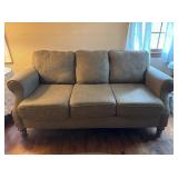 Traditional Roll-Arm 3-Cushion Sofa