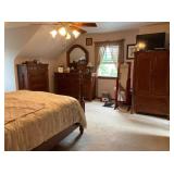 Bassett  5 Piece BR Set