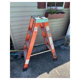 Louisville Ladder FM1404HD Twin-Step Ladder